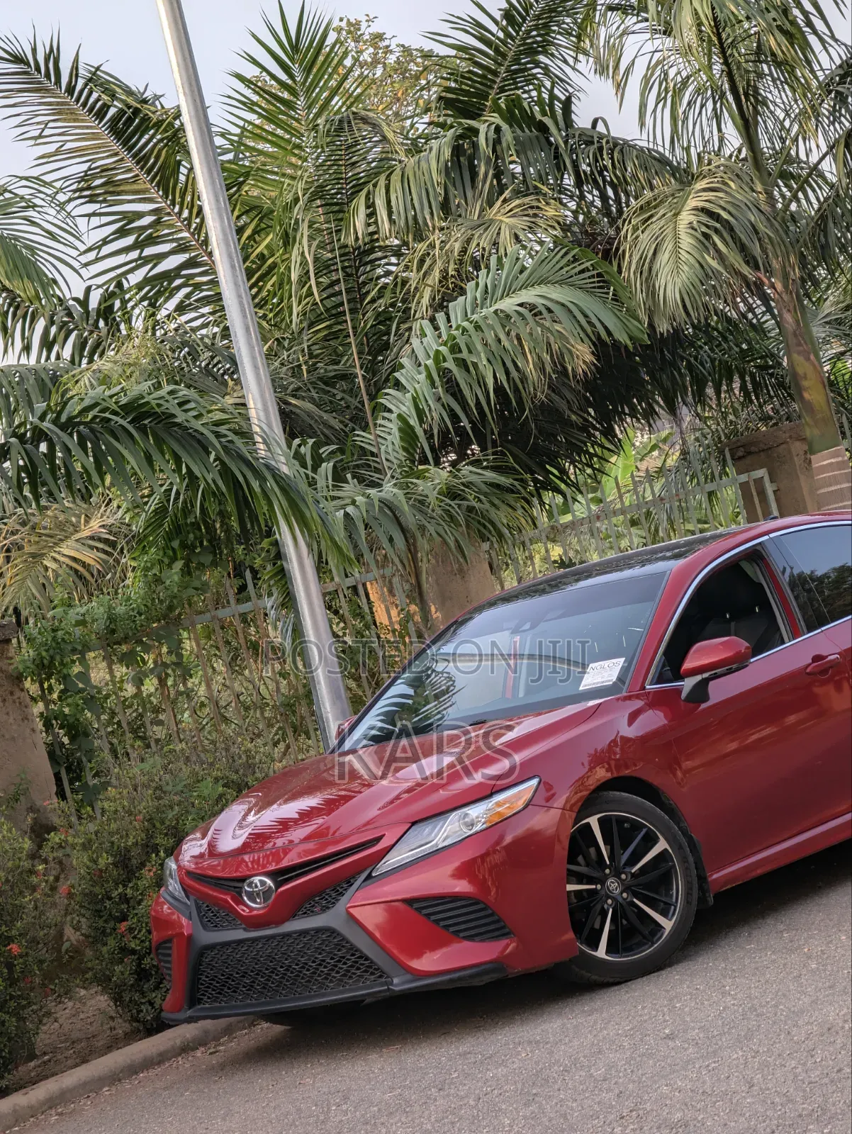 Toyota Camry XSE (2.5L 4cyl 8A) 2019 Red