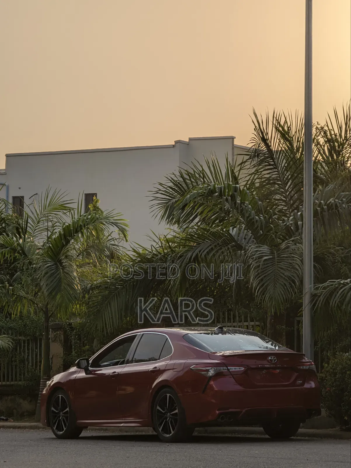 Toyota Camry XSE (2.5L 4cyl 8A) 2019 Red