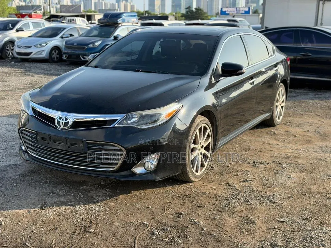 Toyota Avalon 2014 Black