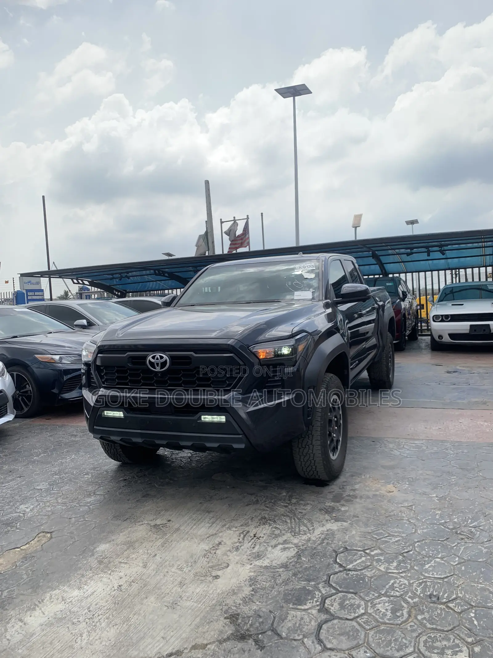 Toyota Tacoma 2024 Black