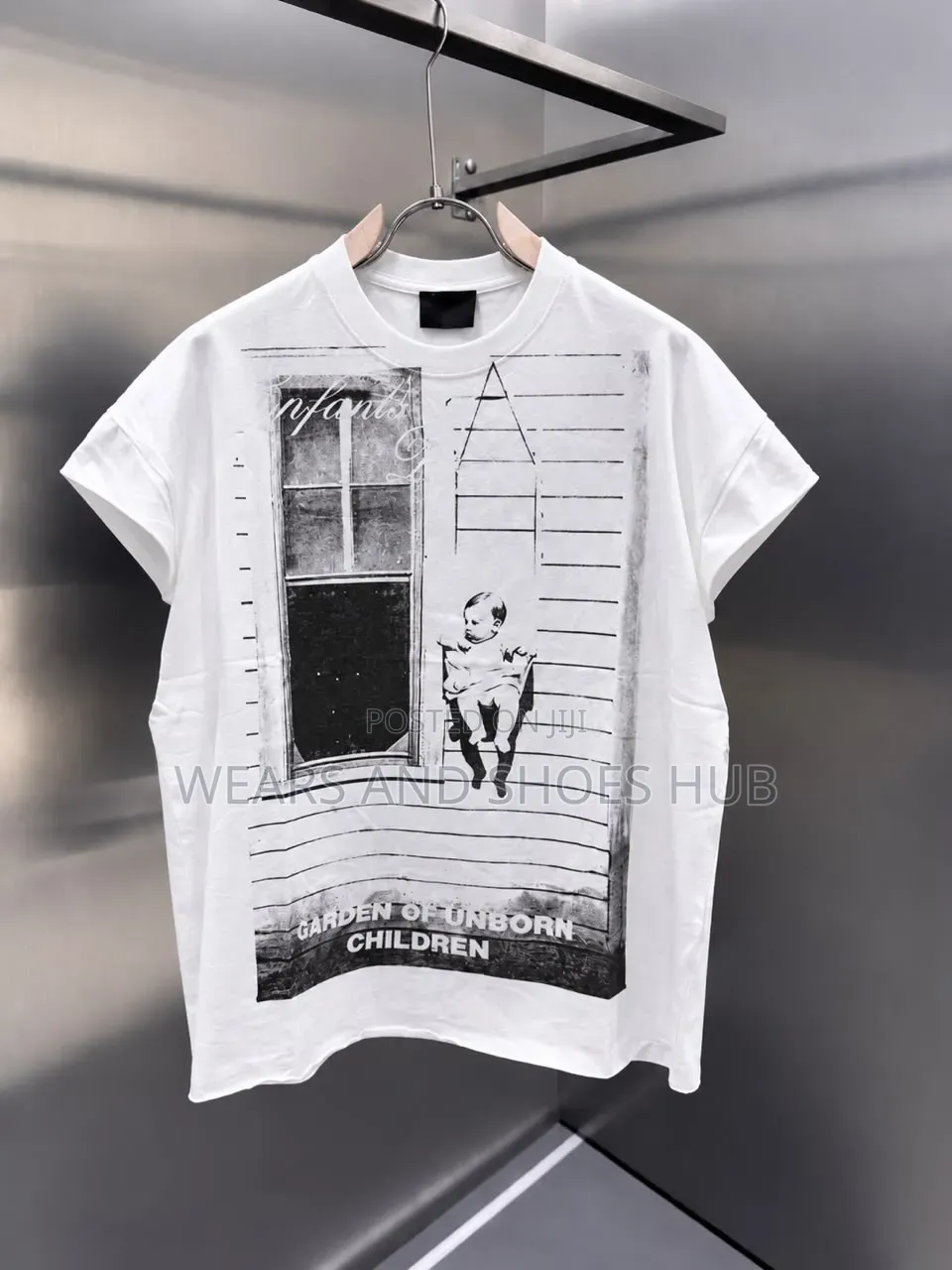 Signature Graphics Armless Tee | Sleeveless Streetwear Shirt