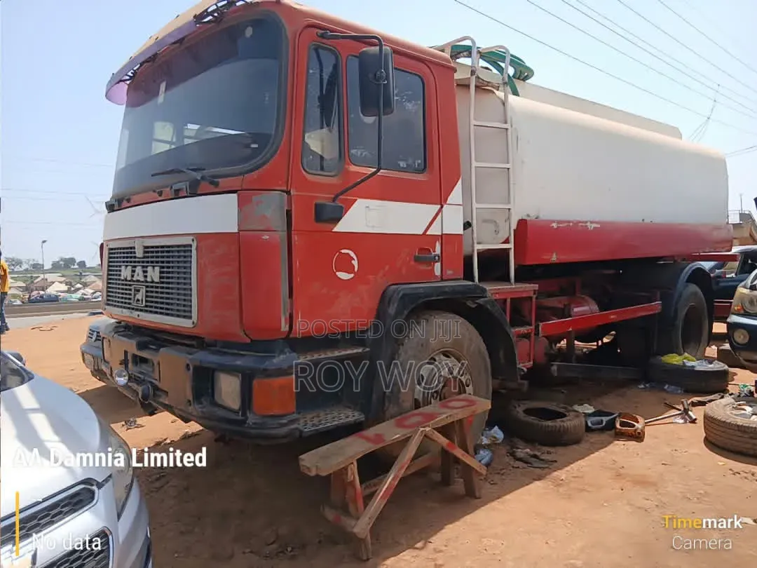 Man Diesel Meter/Dispenser Truck