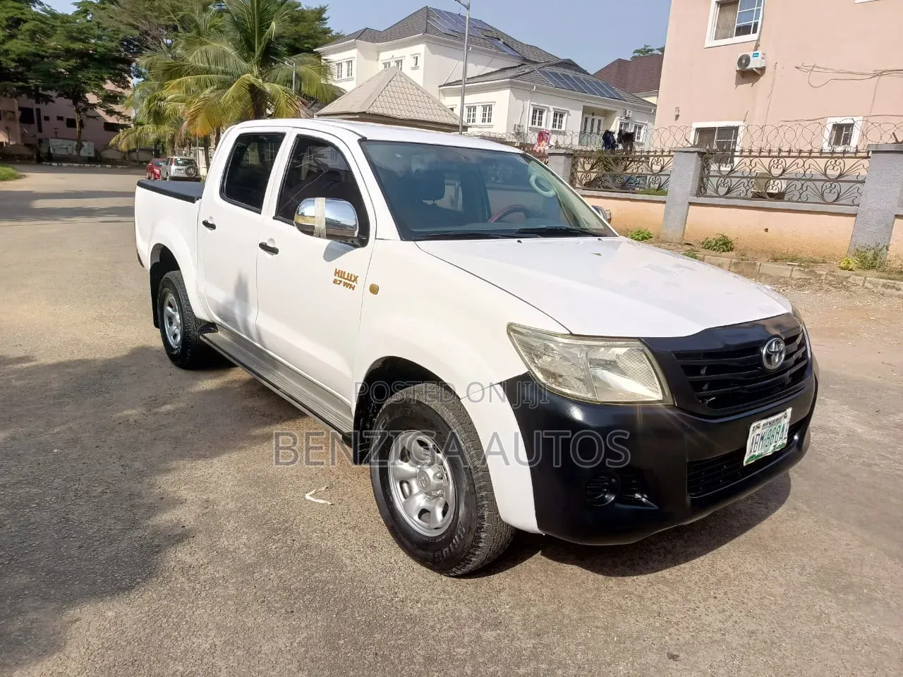 Toyota Hilux 2014 White