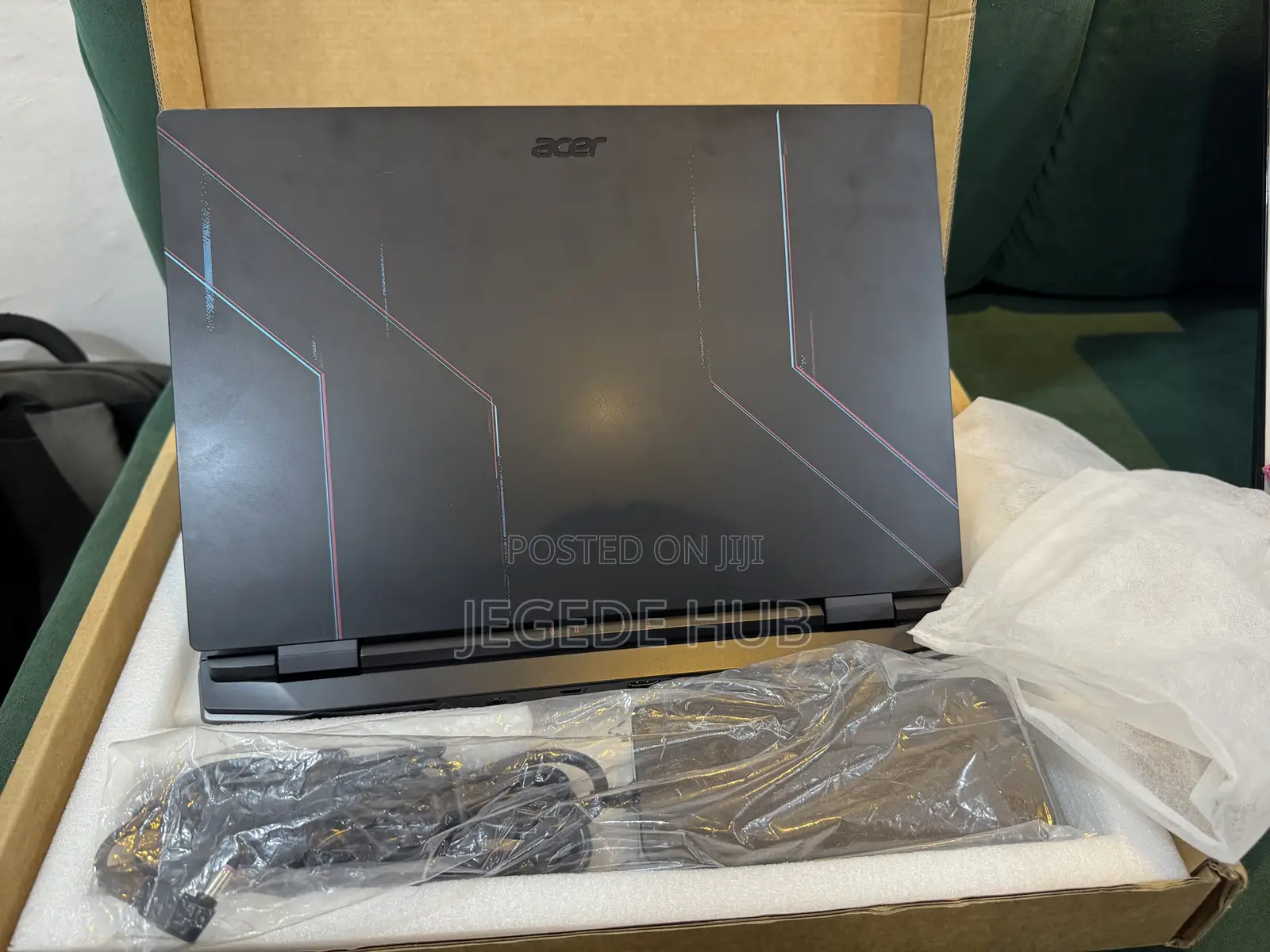 Laptop Acer Nitro V 15 16GB Intel Core i7 SSD 512GB