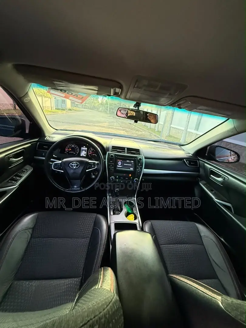 Toyota Camry 2016 Black