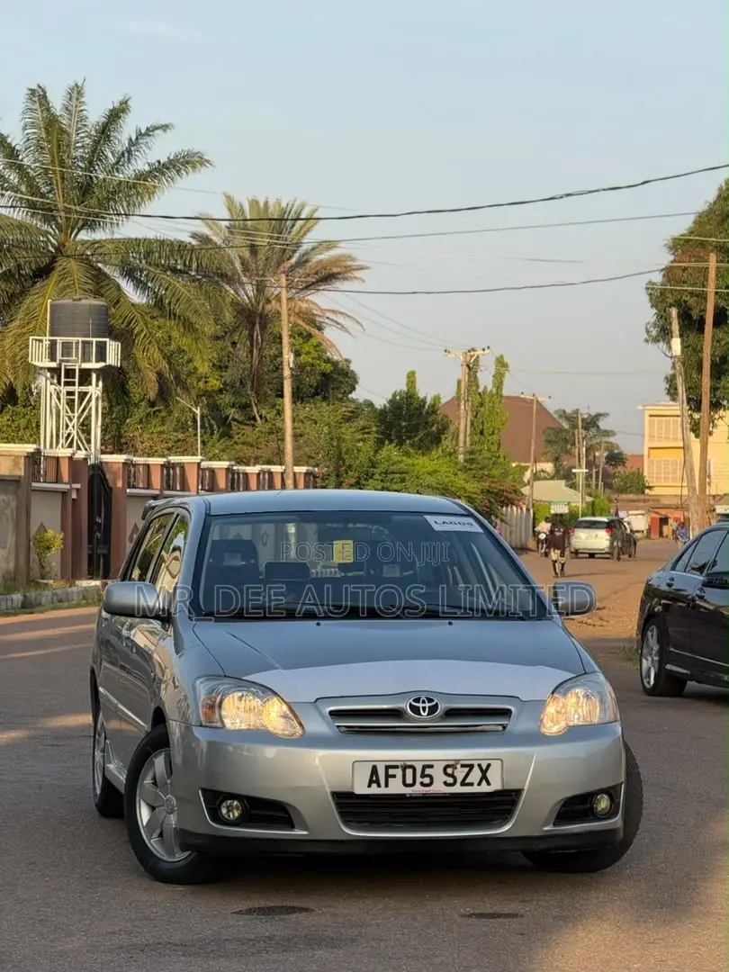 Toyota Corolla 2006 Silver