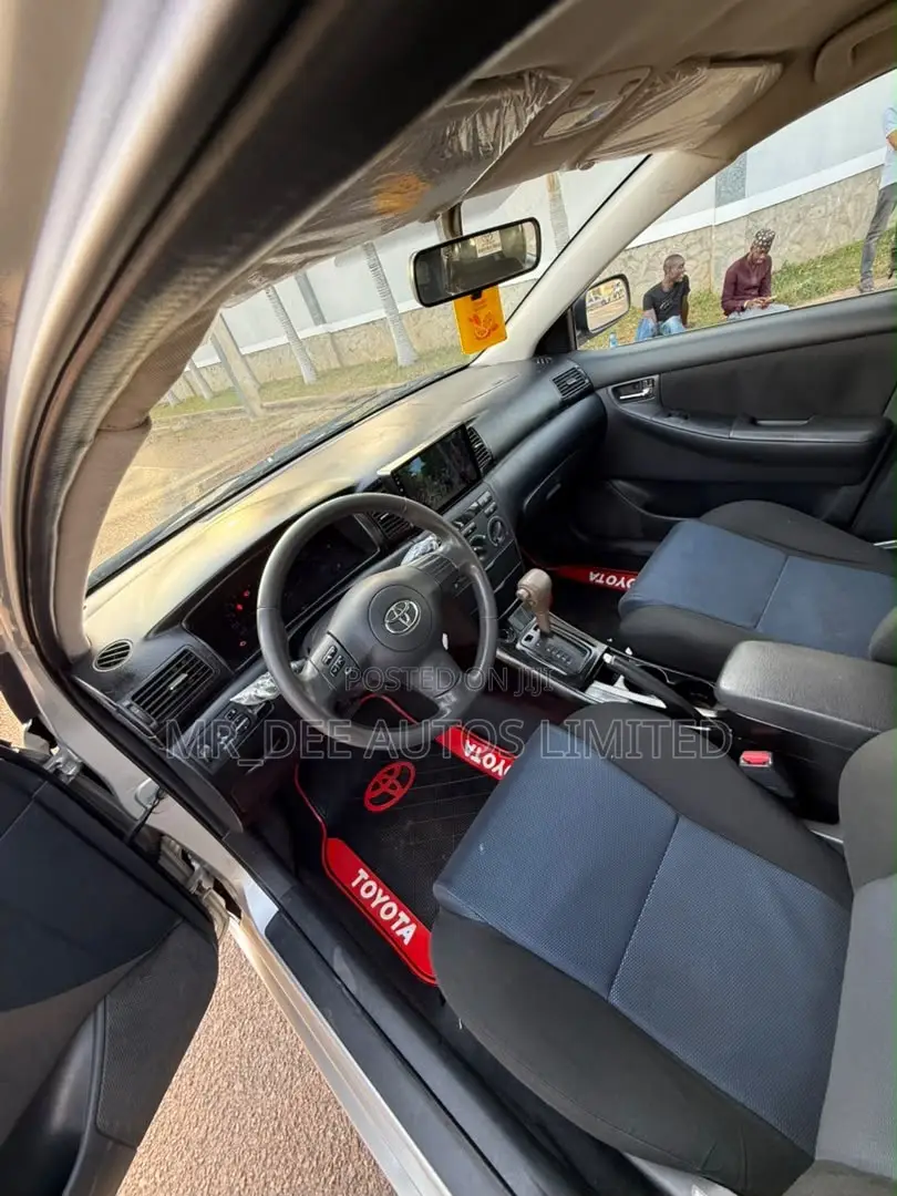 Toyota Corolla 2006 Silver
