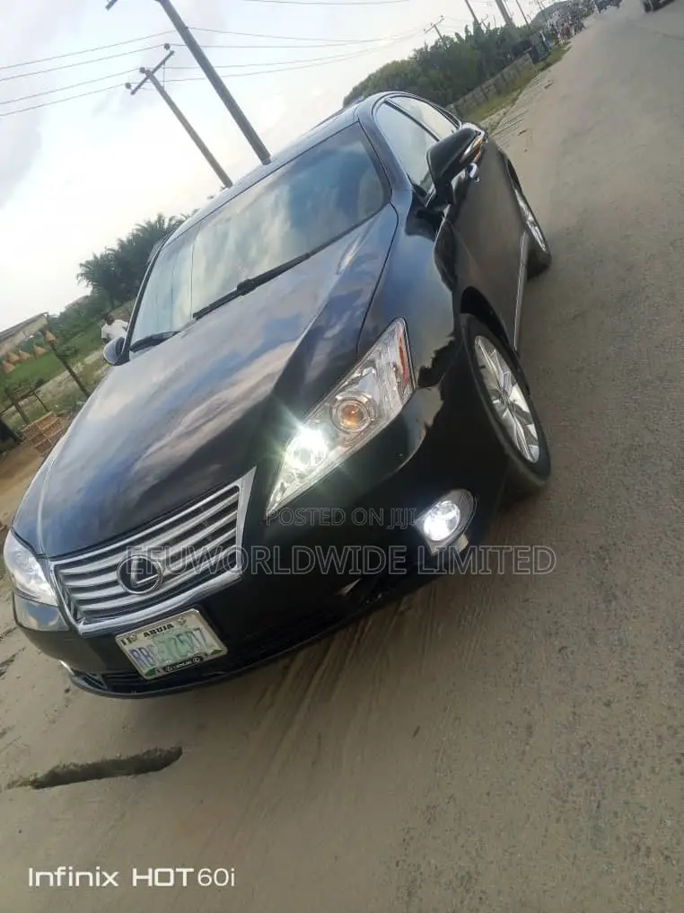 Lexus ES 350 2011 Black