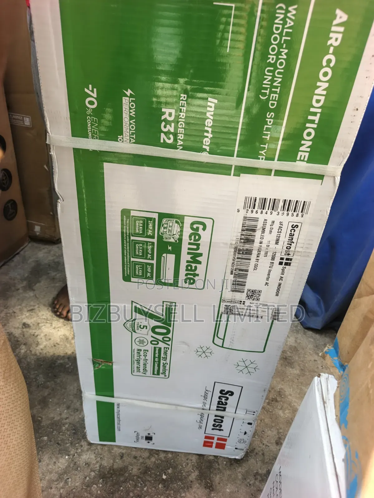 1.5Hp Scanfrost Genmate Inverter Air Conditioning With Accessories.