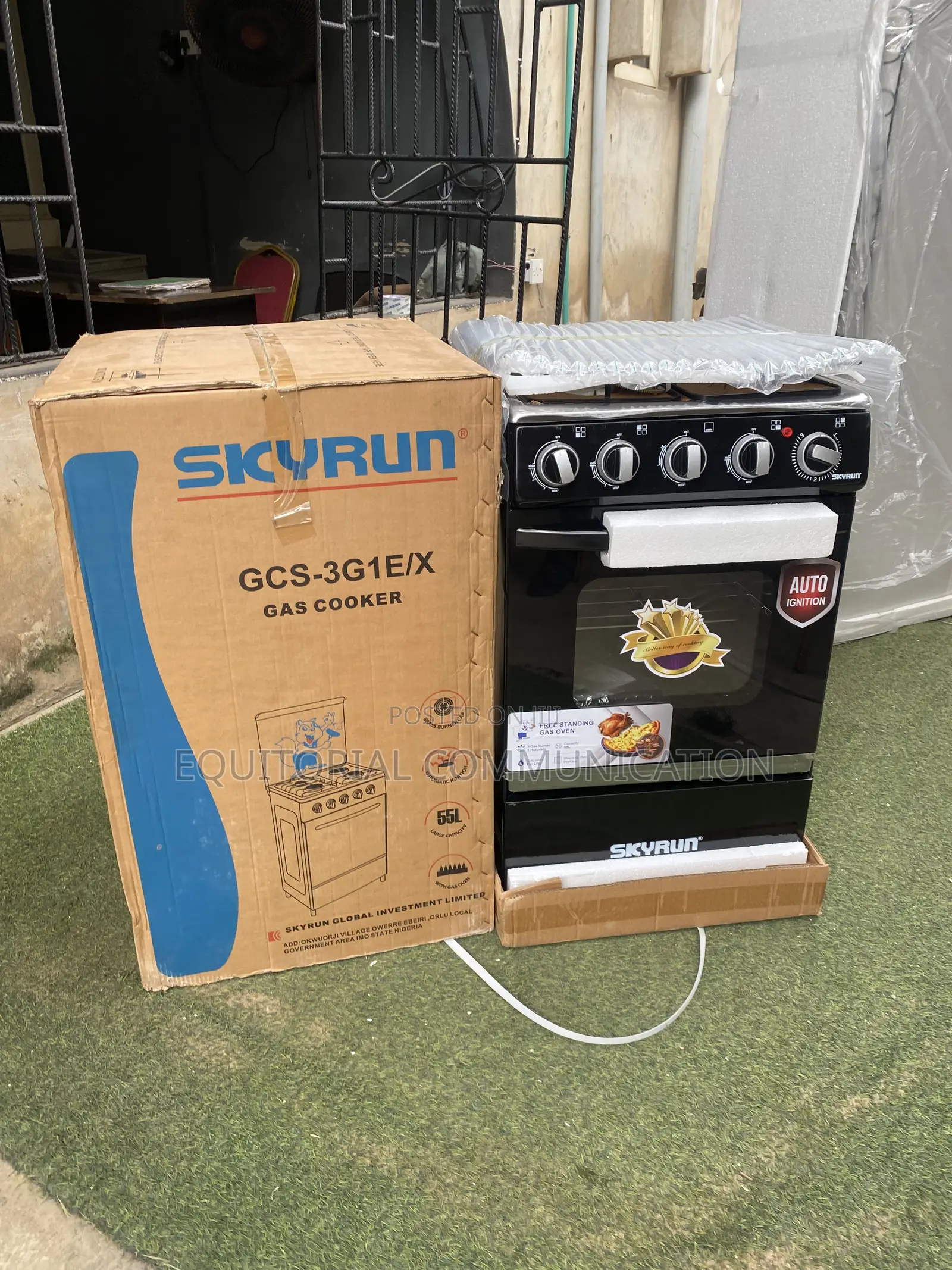 SKYRUN 4-Zone Cooking Cooker With Gas Burners and Electric Hotplate