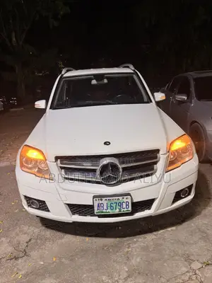 Mercedes-Benz GLK-Class 350 2010 White