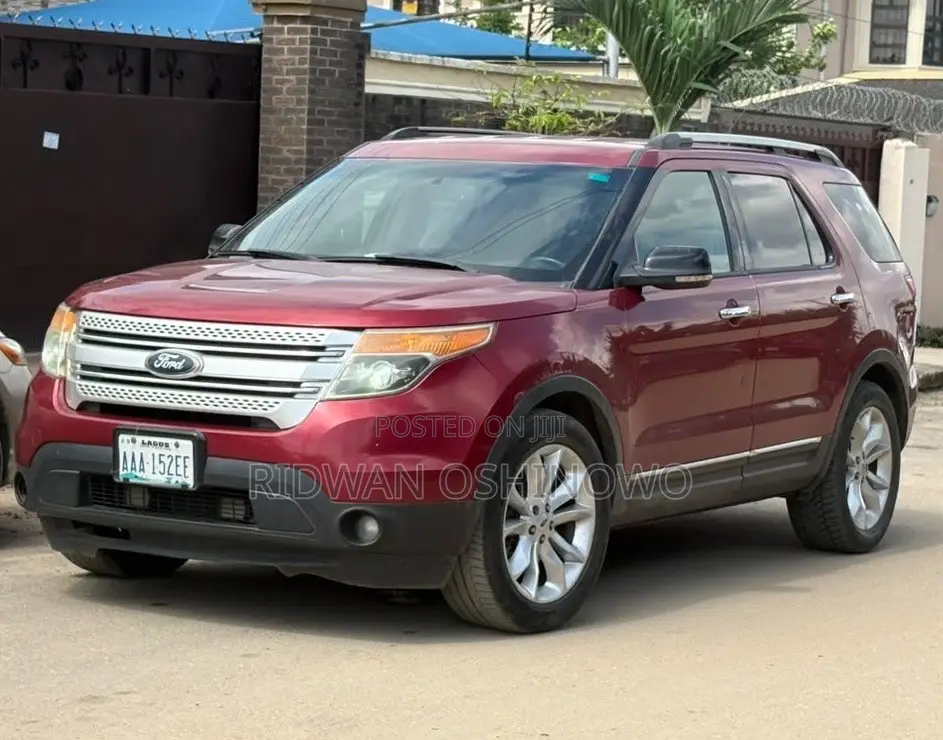 Ford Explorer 2014 Red