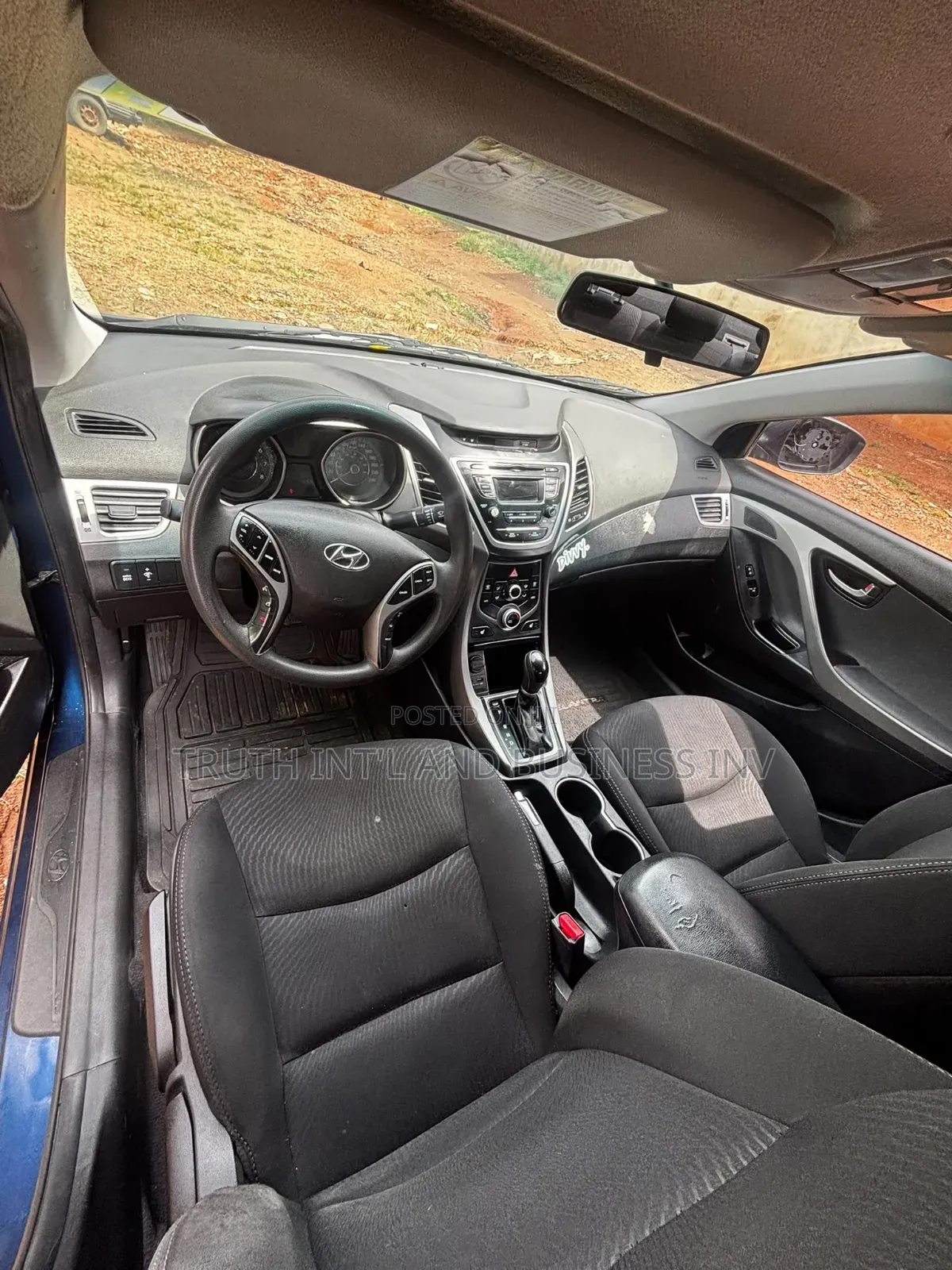 Hyundai Elantra SE 4dr Sedan (1.8L 4cyl 6M) 2015 Blue