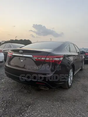Toyota Avalon XLE 4dr Sedan (3.5L 6cyl 6A) 2015 Maroon