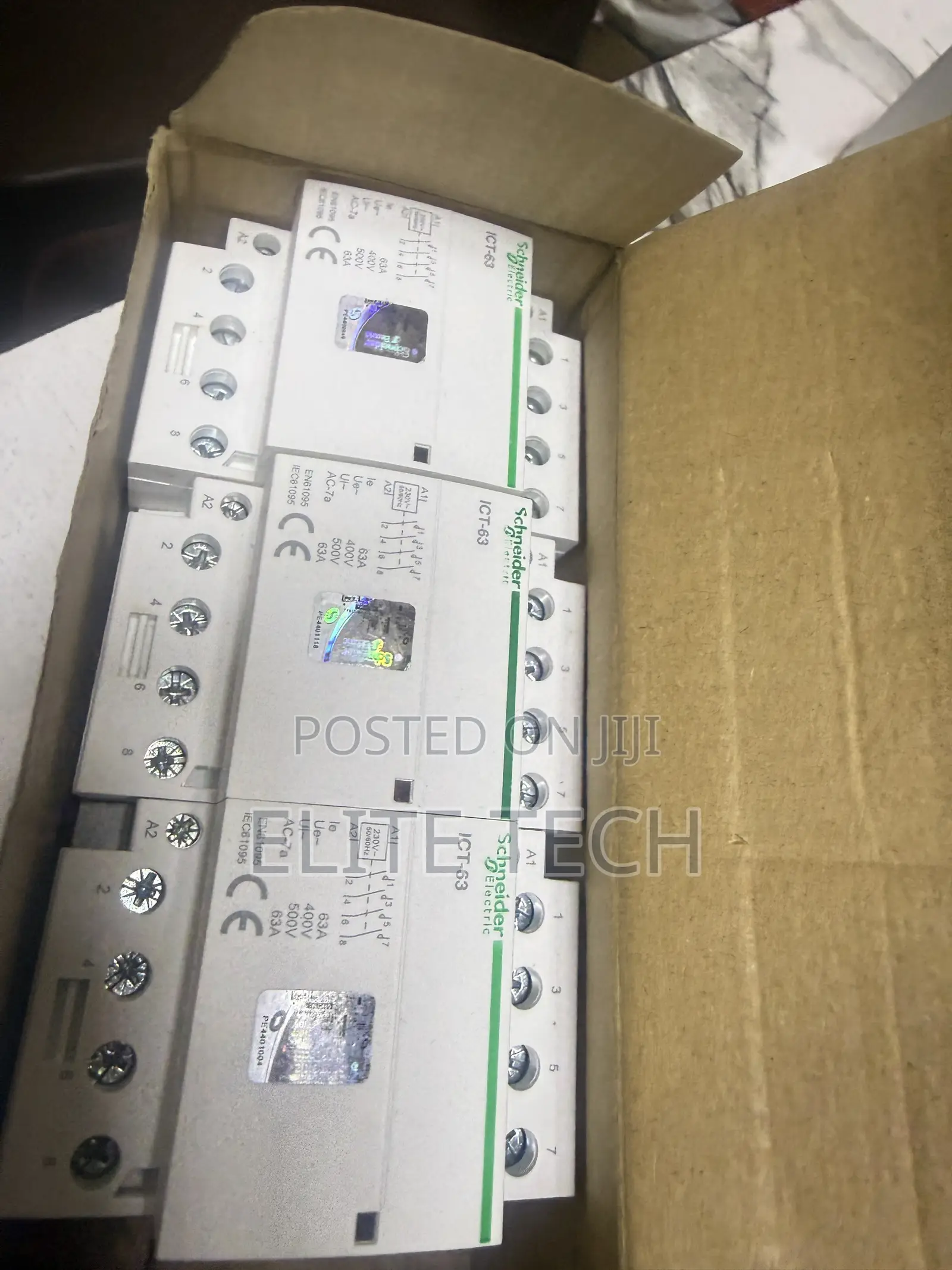 Schneider 63 Amp 4P Modular Contactor for Solar Inverters, ATS & DB Bo
