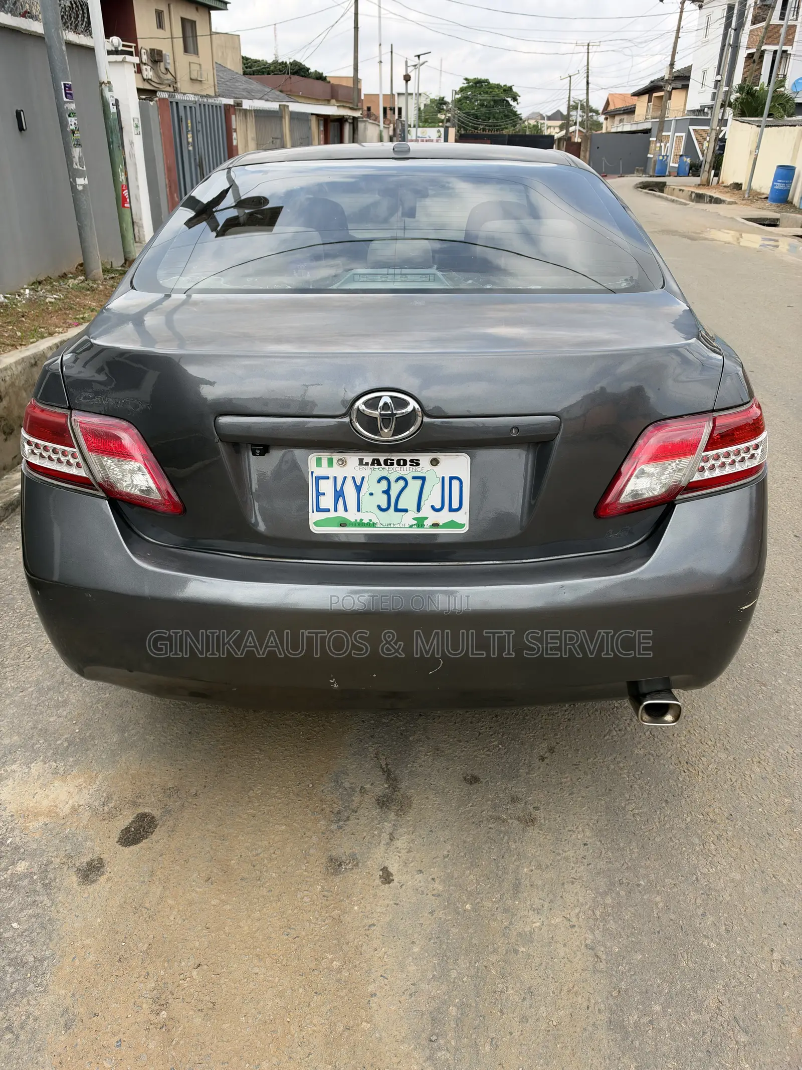 Toyota Camry LE 4dr Sedan (2.4L 4cyl 5A) 2009 Gray