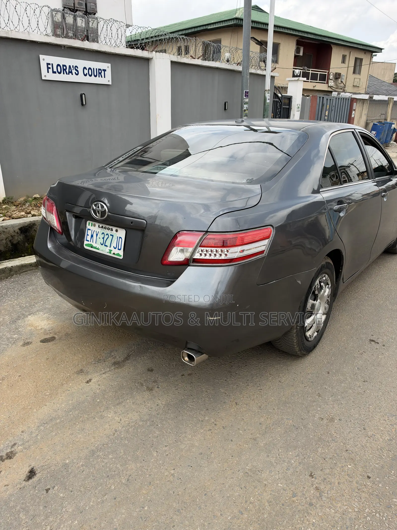 Toyota Camry LE 4dr Sedan (2.4L 4cyl 5A) 2009 Gray