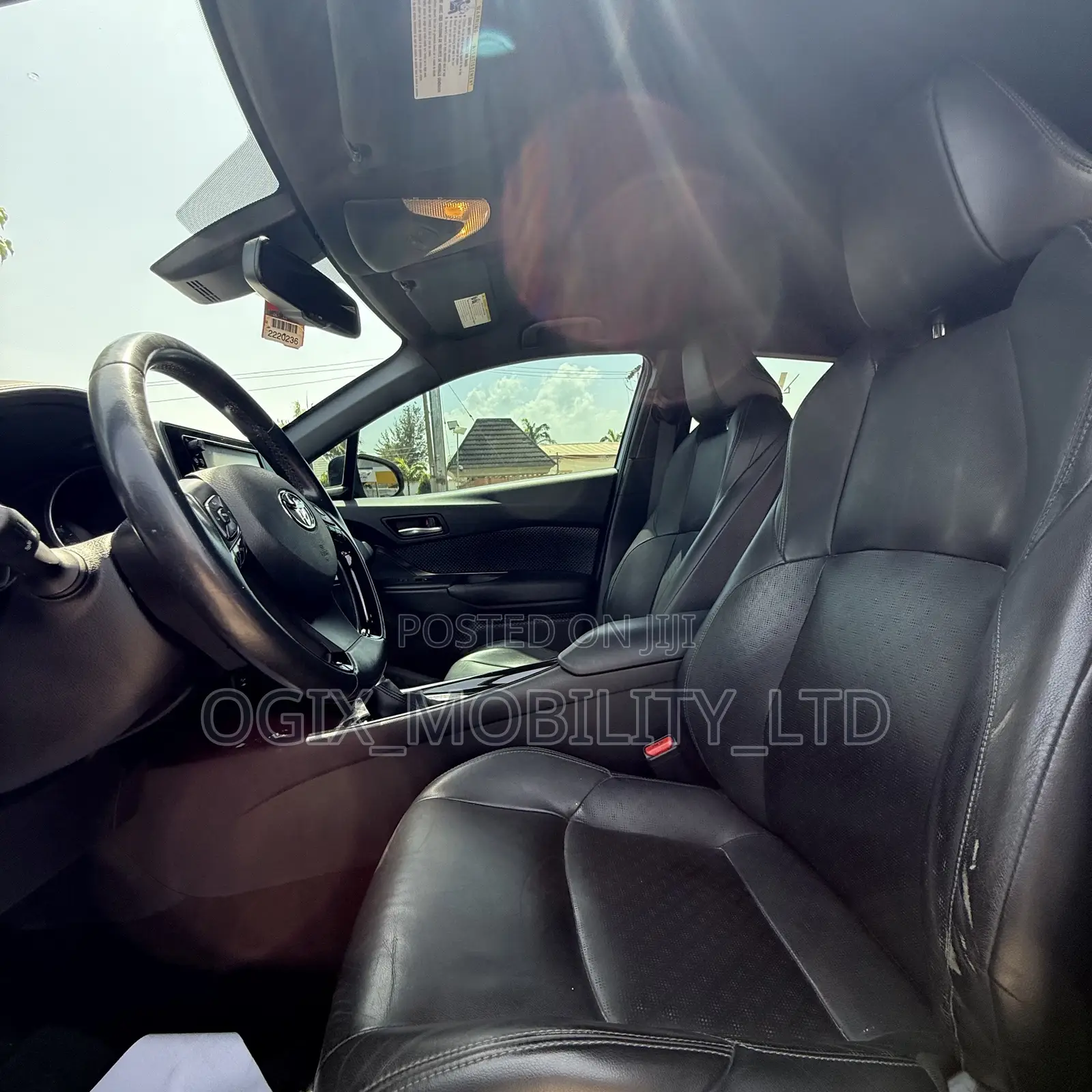 Toyota C-HR 2019 Red