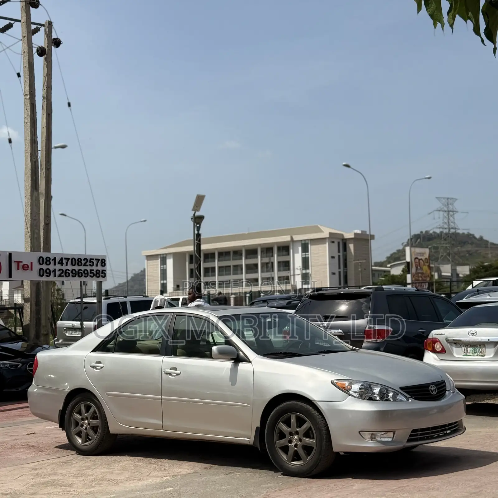 Toyota Camry 2004 Silver