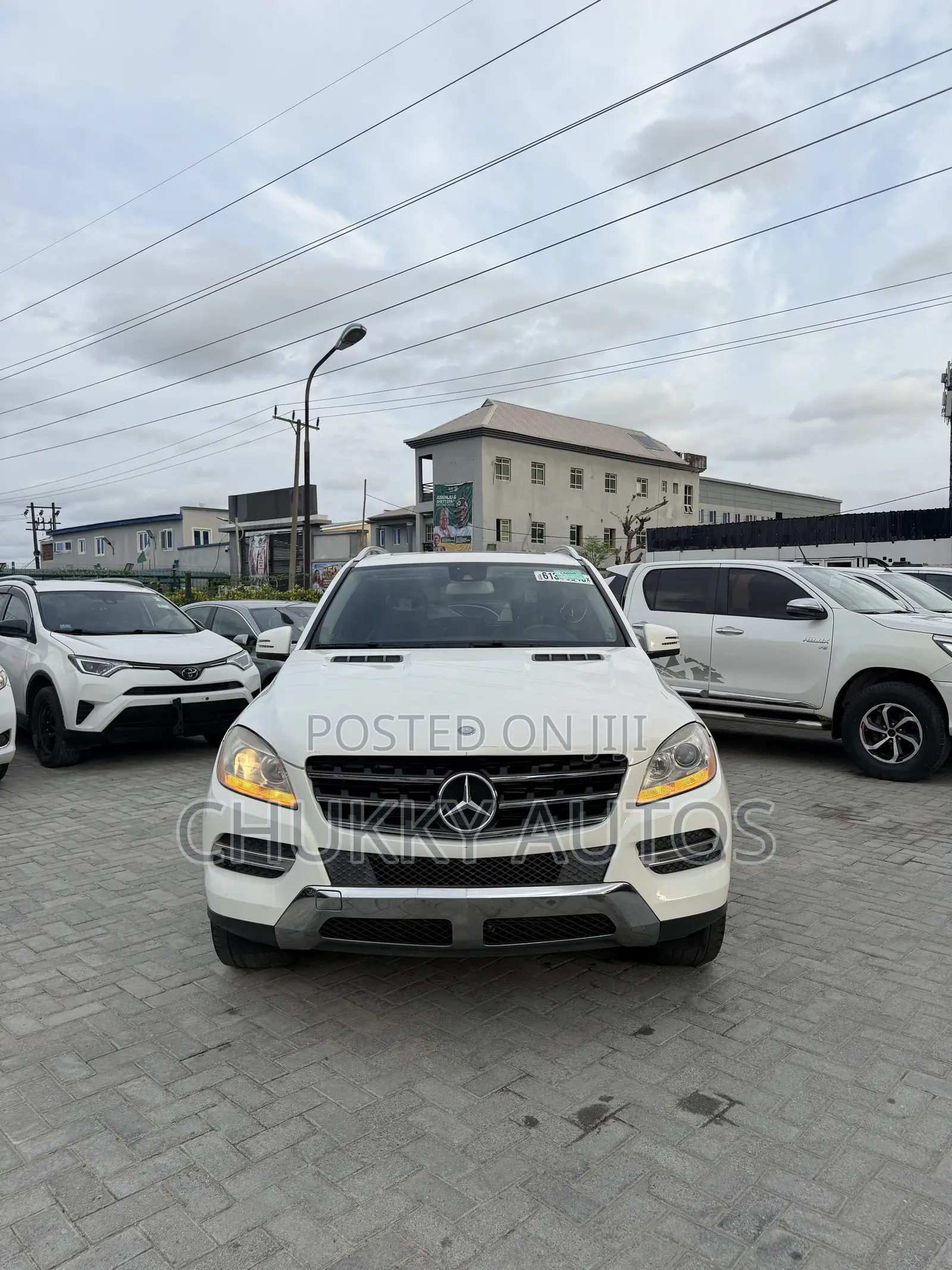 Mercedes-Benz M Class ML350 4MATIC 4dr SUV AWD (3.5L 6cyl 7A) 2014