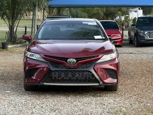 Toyota Camry 2018 Burgundy