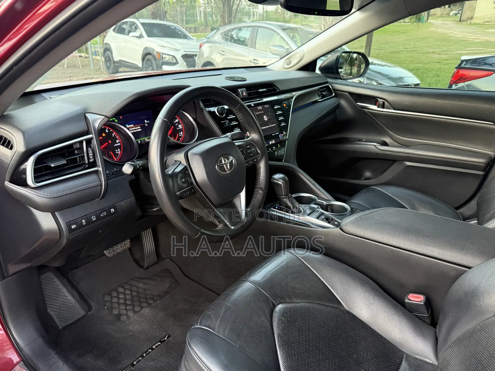 Toyota Camry 2018 Burgundy