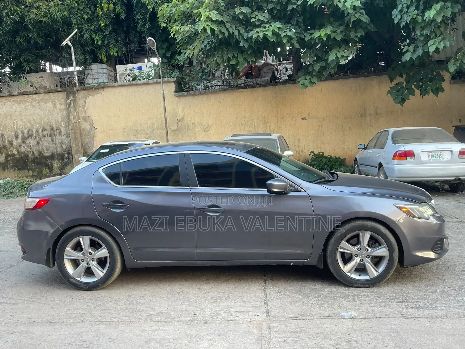 Acura ILX Base FWD (2.4L 4cyl 8AM) 2016 Gray