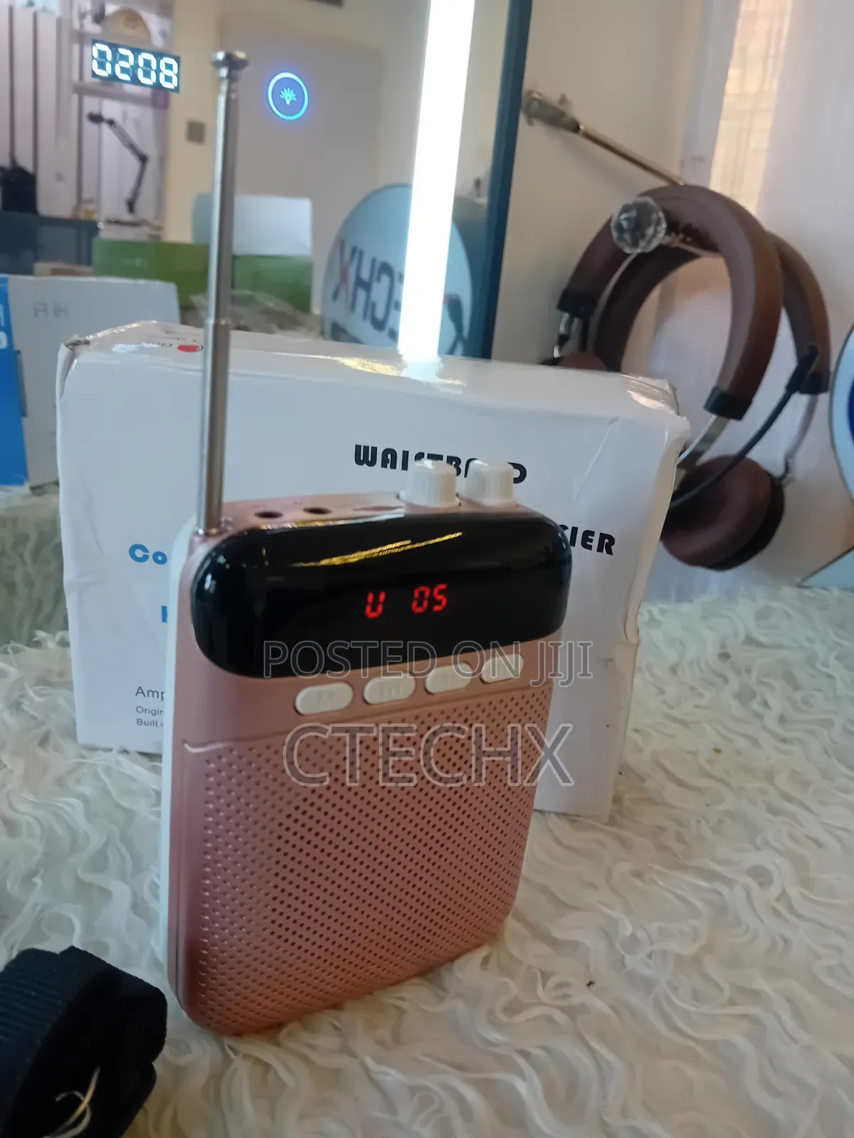 Rechargeable Waistband Voice Amplifier With Microphone 2800mAh. Rose