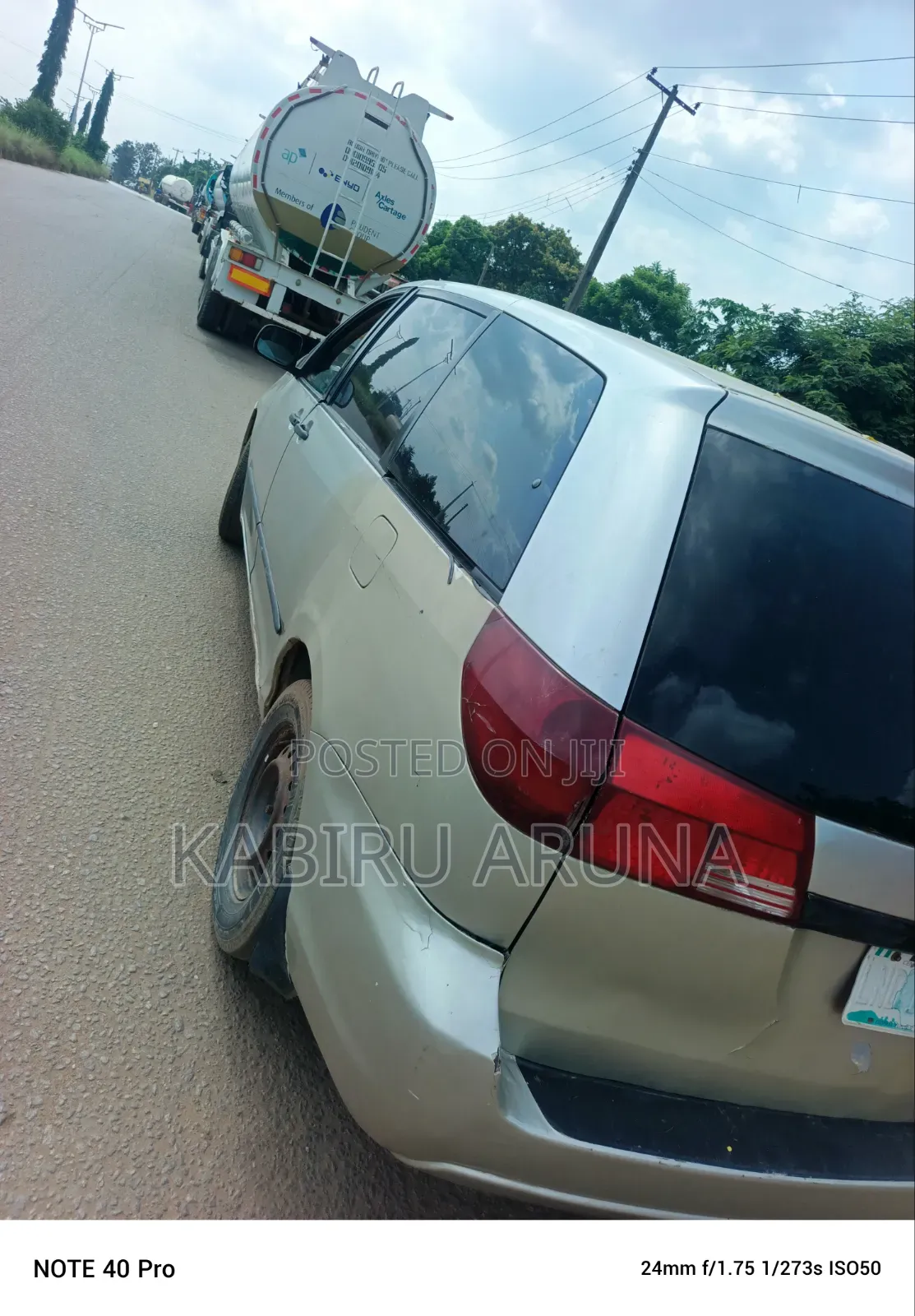 Toyota Sienna 2004 Gold