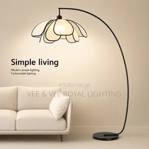 Modern Petal Floor Lamp – Luxury Lamp for Living Room, Bedroom & Hotel