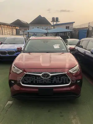 Toyota Highlander XLE AWD 2020 Red