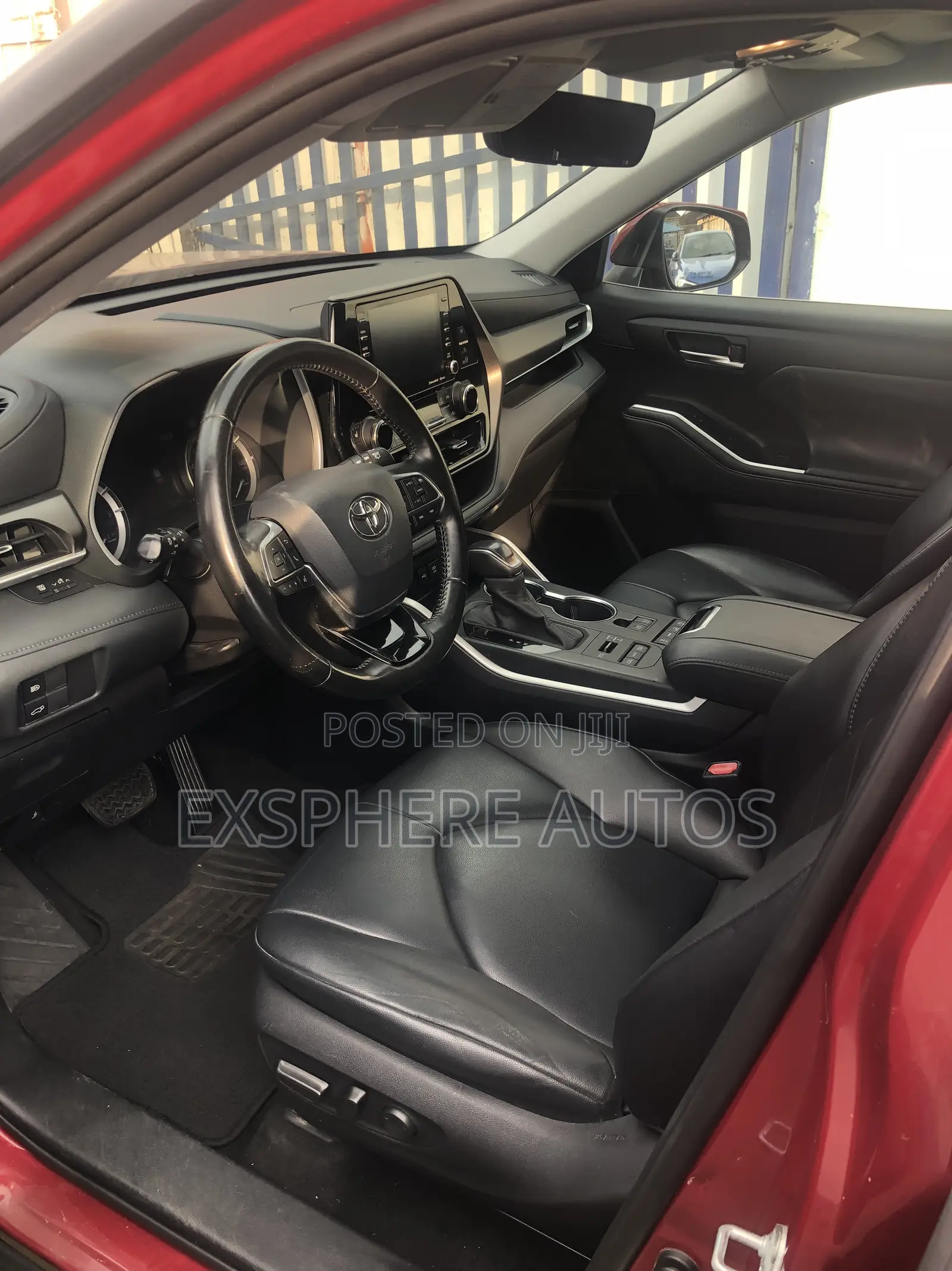 Toyota Highlander XLE AWD 2020 Red