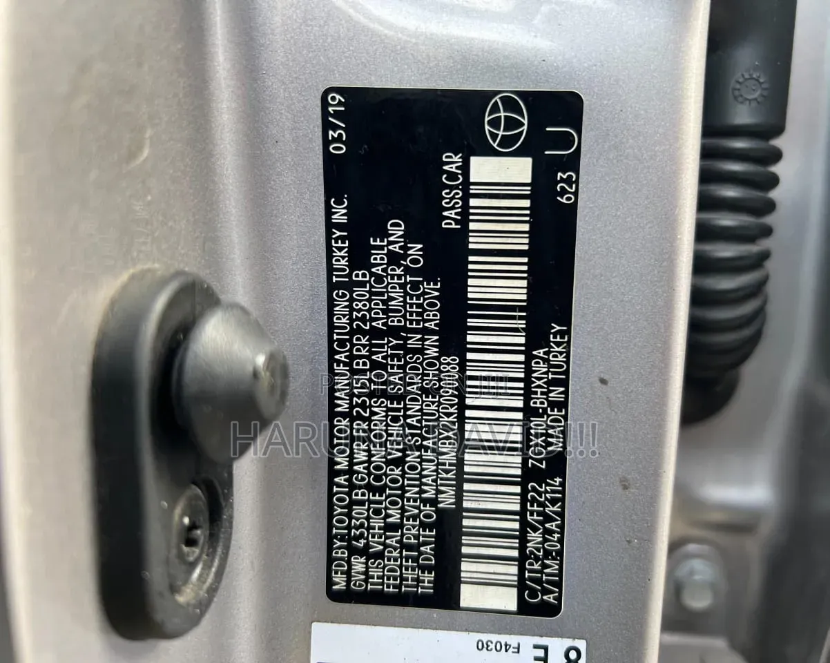Toyota C-HR 2019 Silver