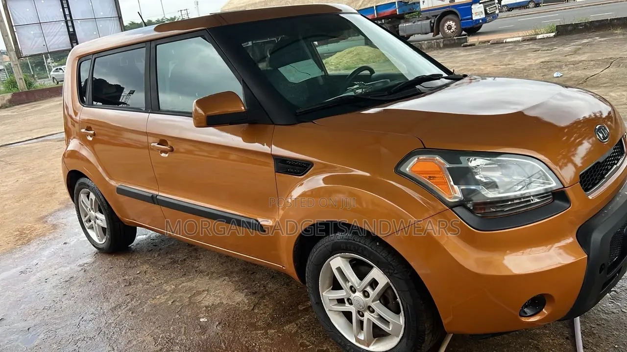 Kia Soul 2011 Orange
