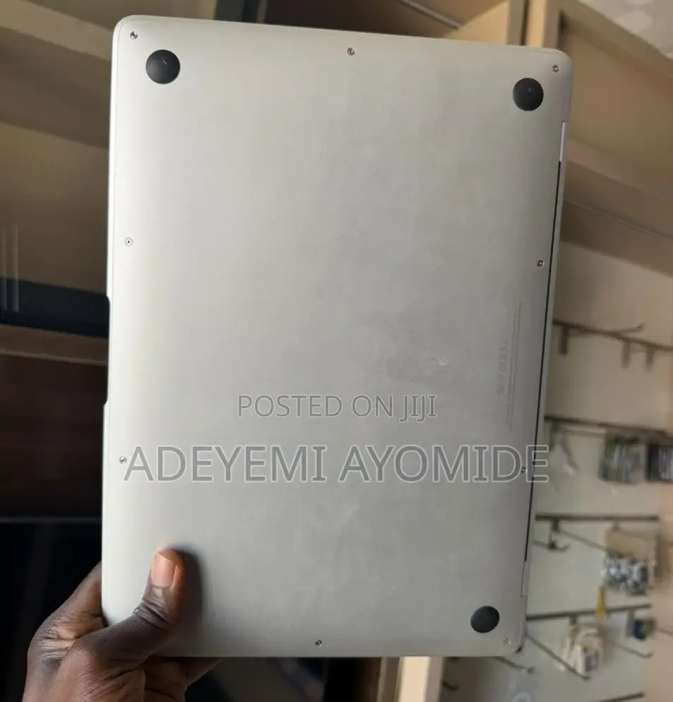 Laptop Apple MacBook Air 2019 8GB Intel Core i7 SSD 256GB