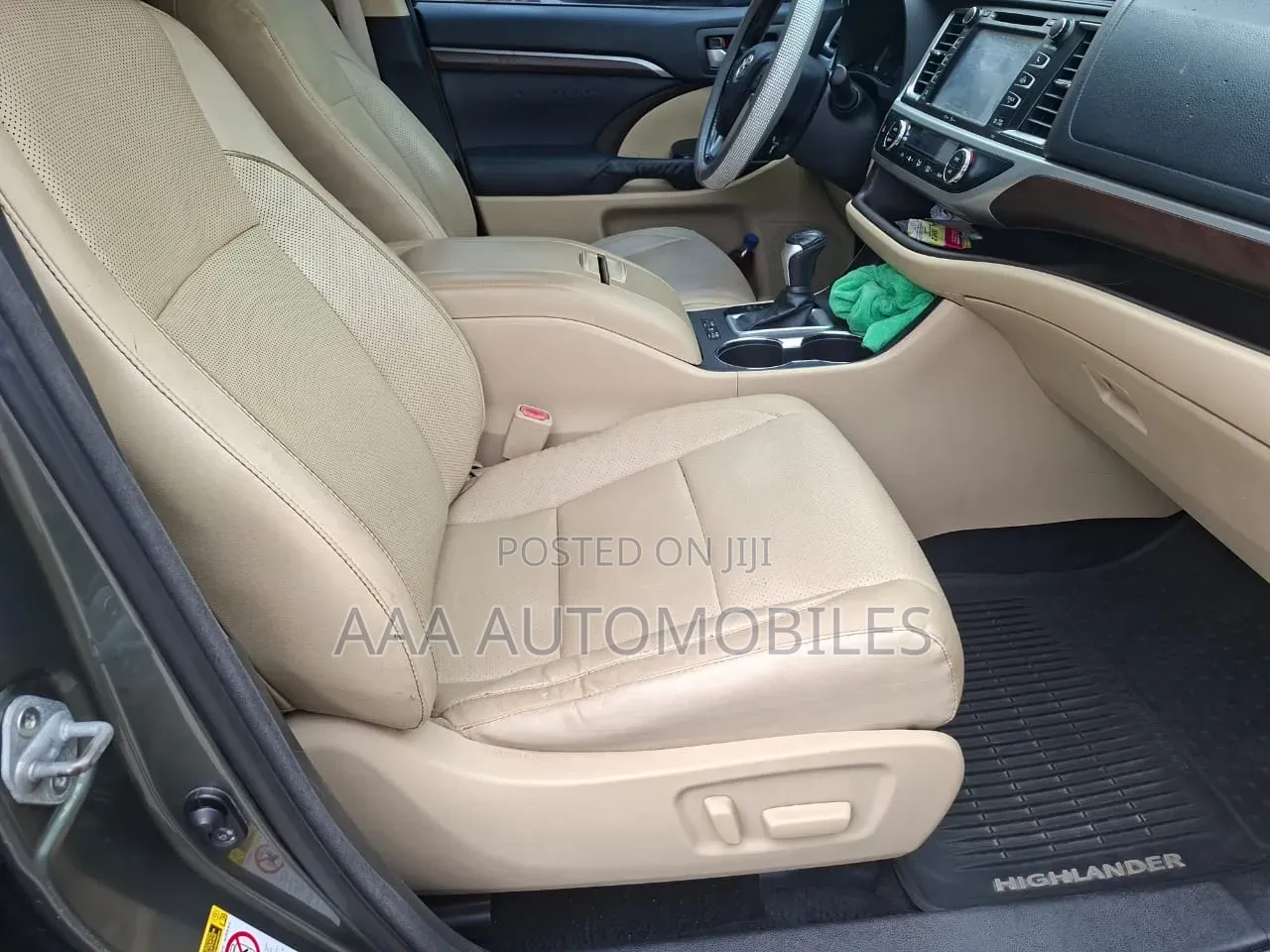 Toyota Highlander XLE 4dr SUV AWD (3.5L 6cyl 6A) 2015 Green