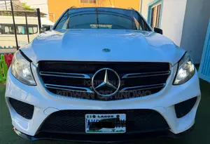 Mercedes-Benz GLE-Class GLE 350d 4MATIC 2018 White