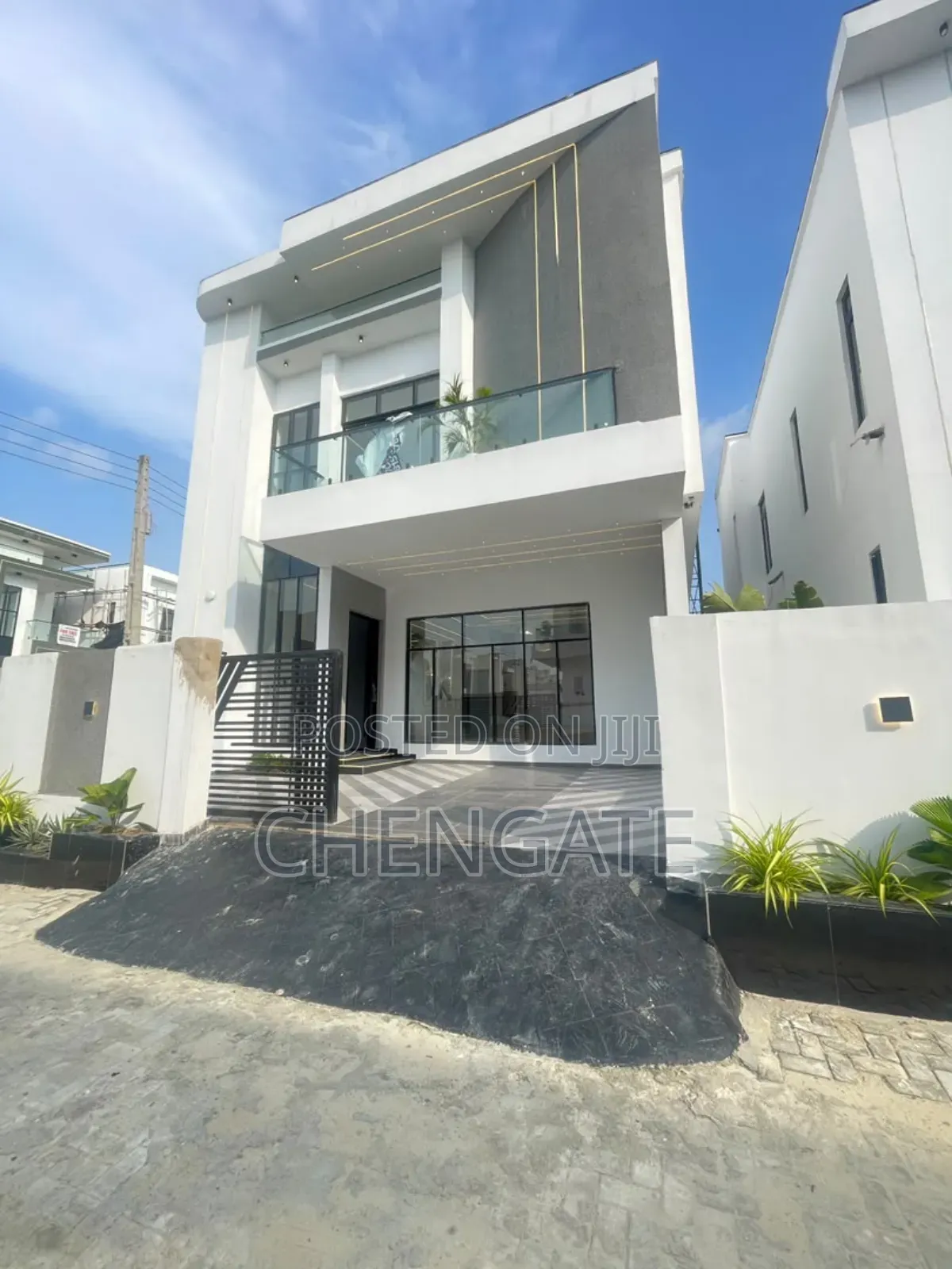 4bdrm Duplex in Ajah for sale