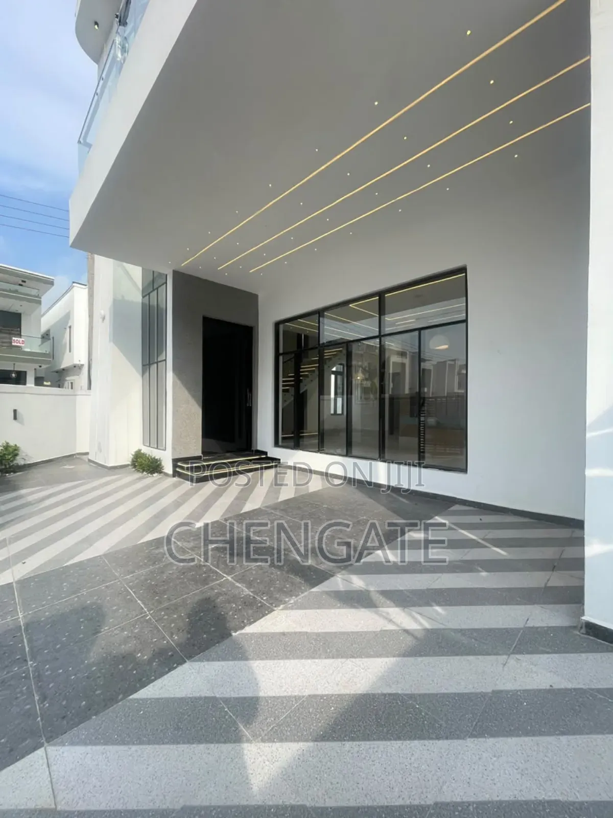4bdrm Duplex in Ajah for sale