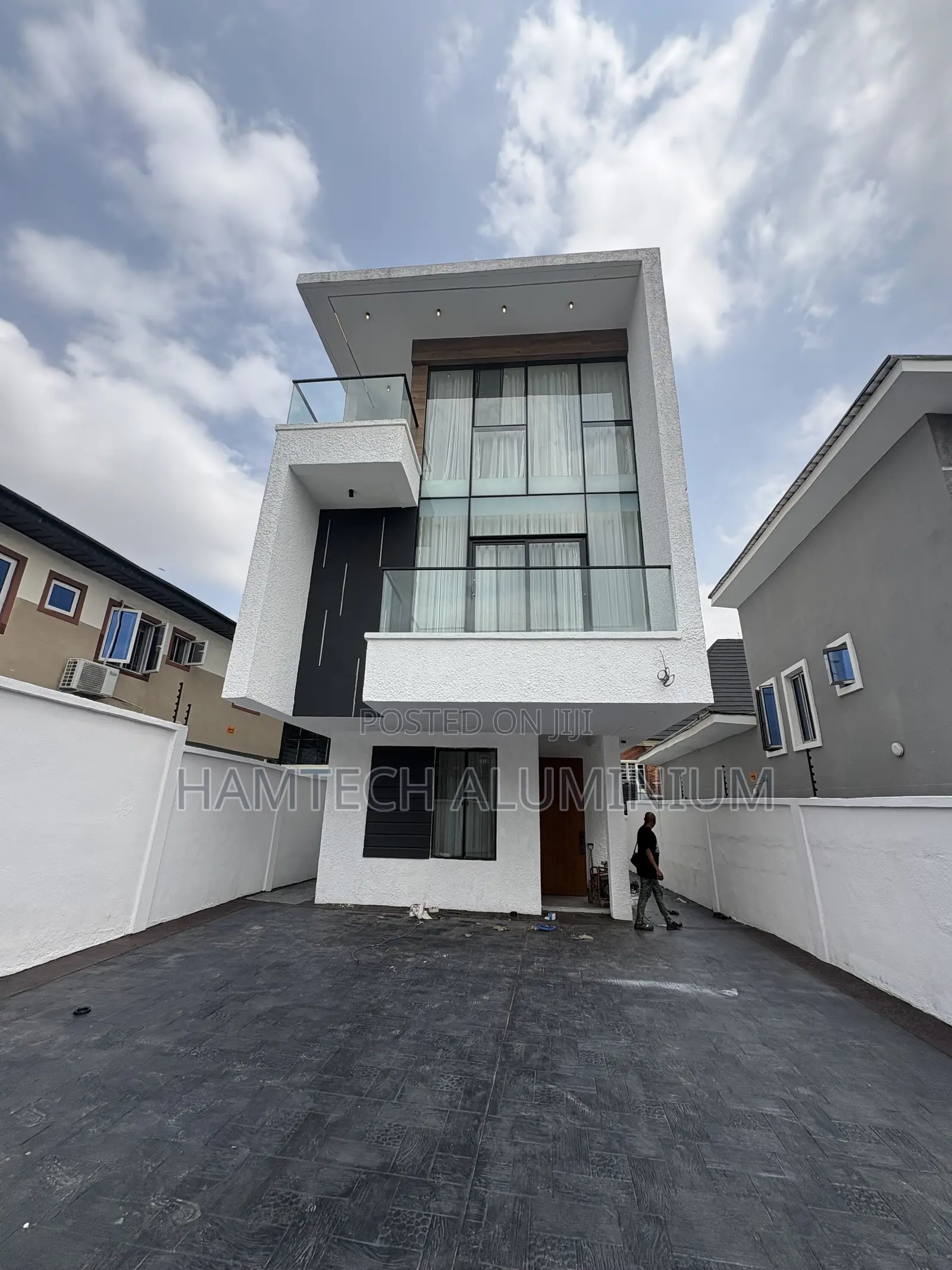 Furnished 4bdrm Duplex in Ogba GRA for sale