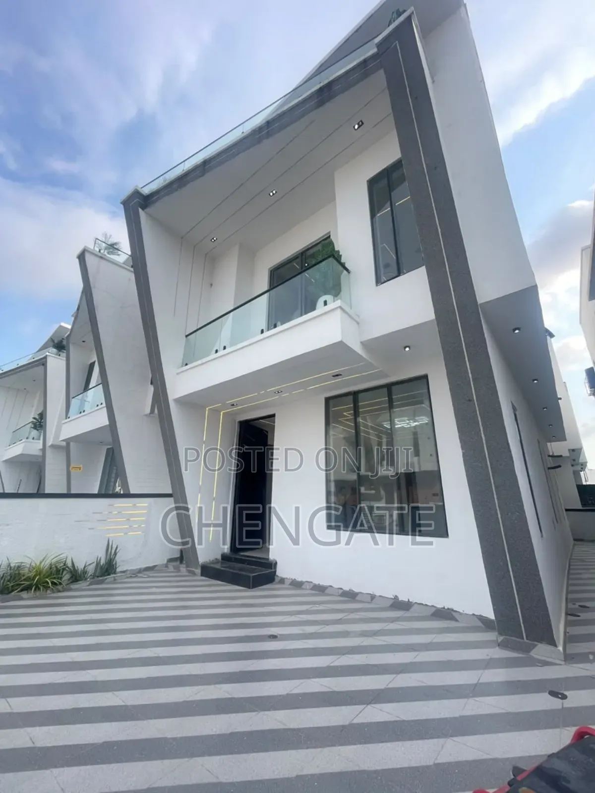 4bdrm Duplex in Ajah for sale