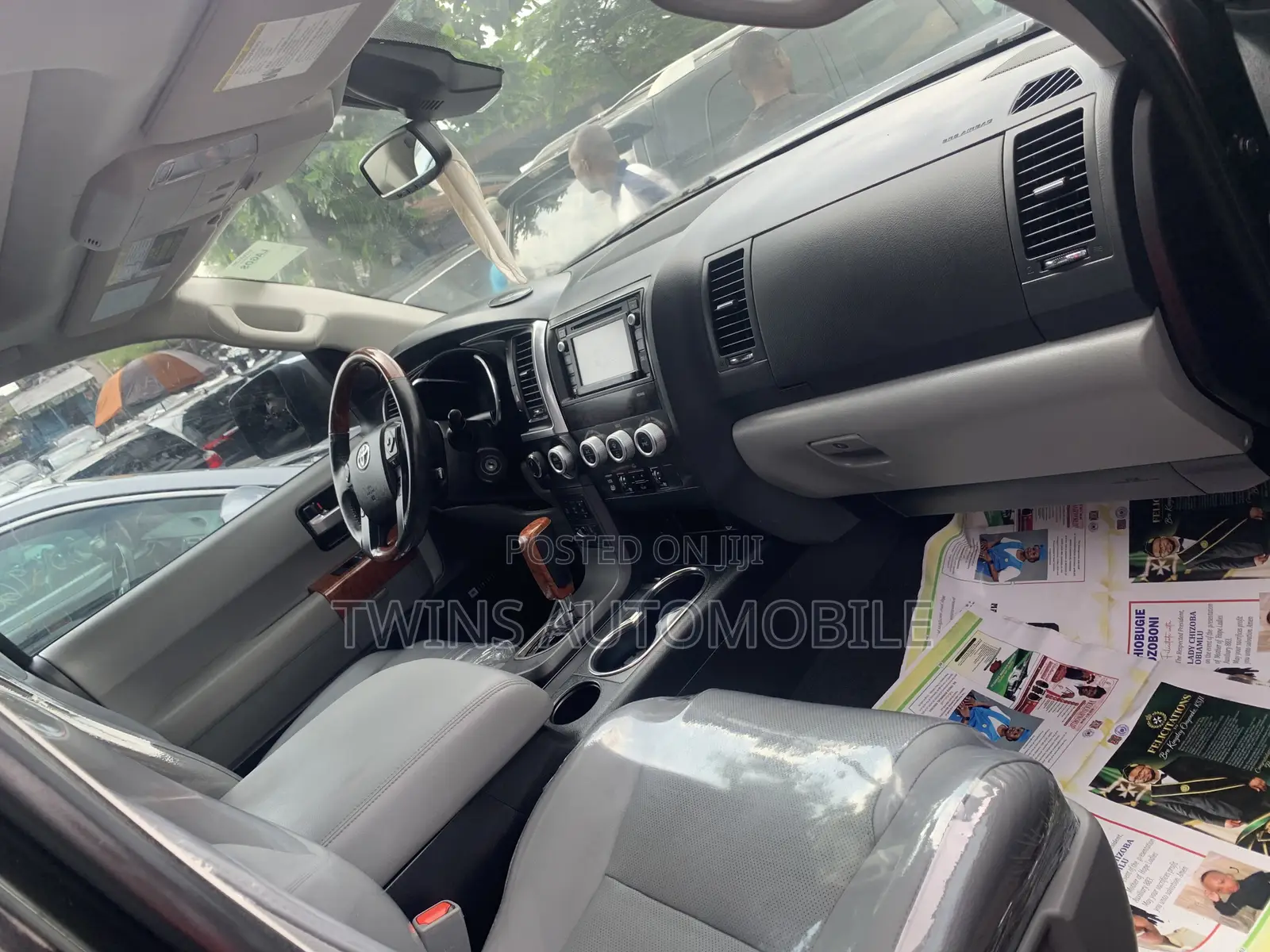 Toyota Sequoia Platinum 4x4 2020 Black