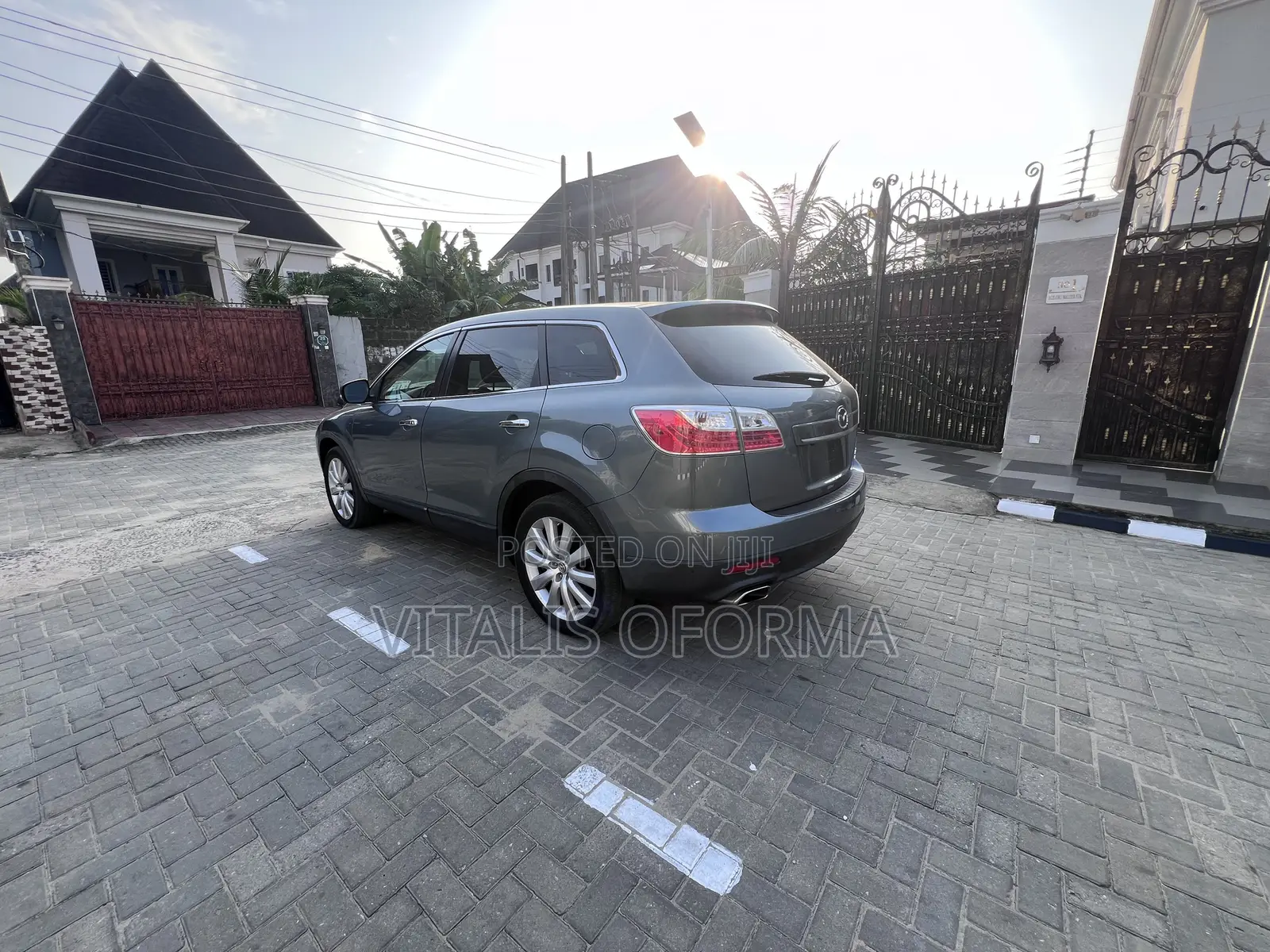 Mazda CX-9 Grand Touring 2011 Gray