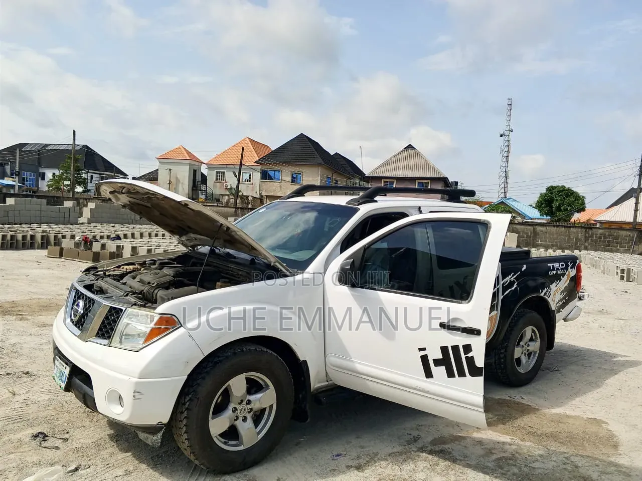Nissan Frontier 2008 White