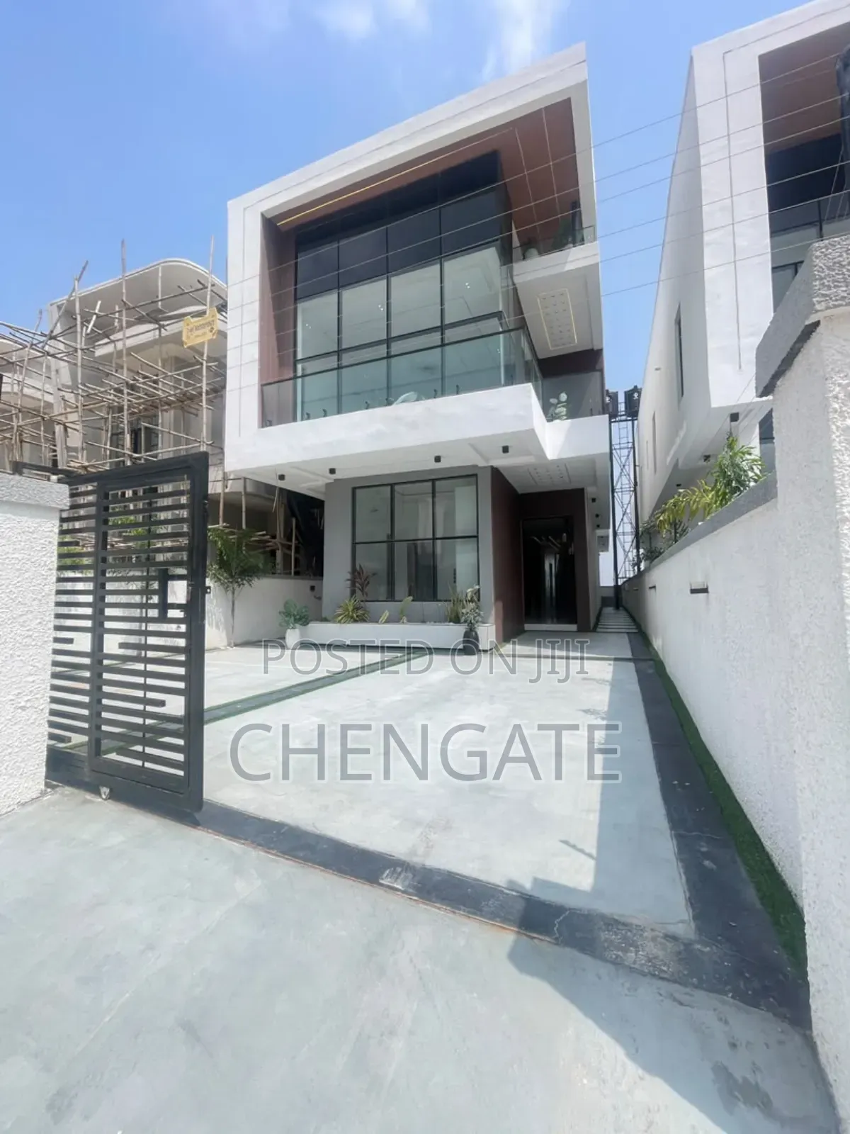 5bdrm Duplex in Ajah for sale