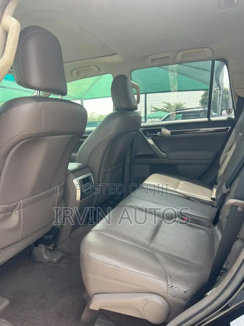 Lexus GX 460 2012 Black