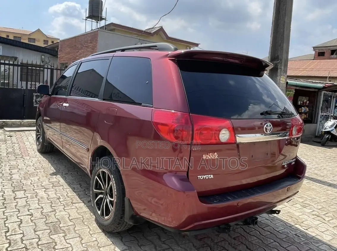 Toyota Sienna XLE Limited AWD 2006 Burgundy