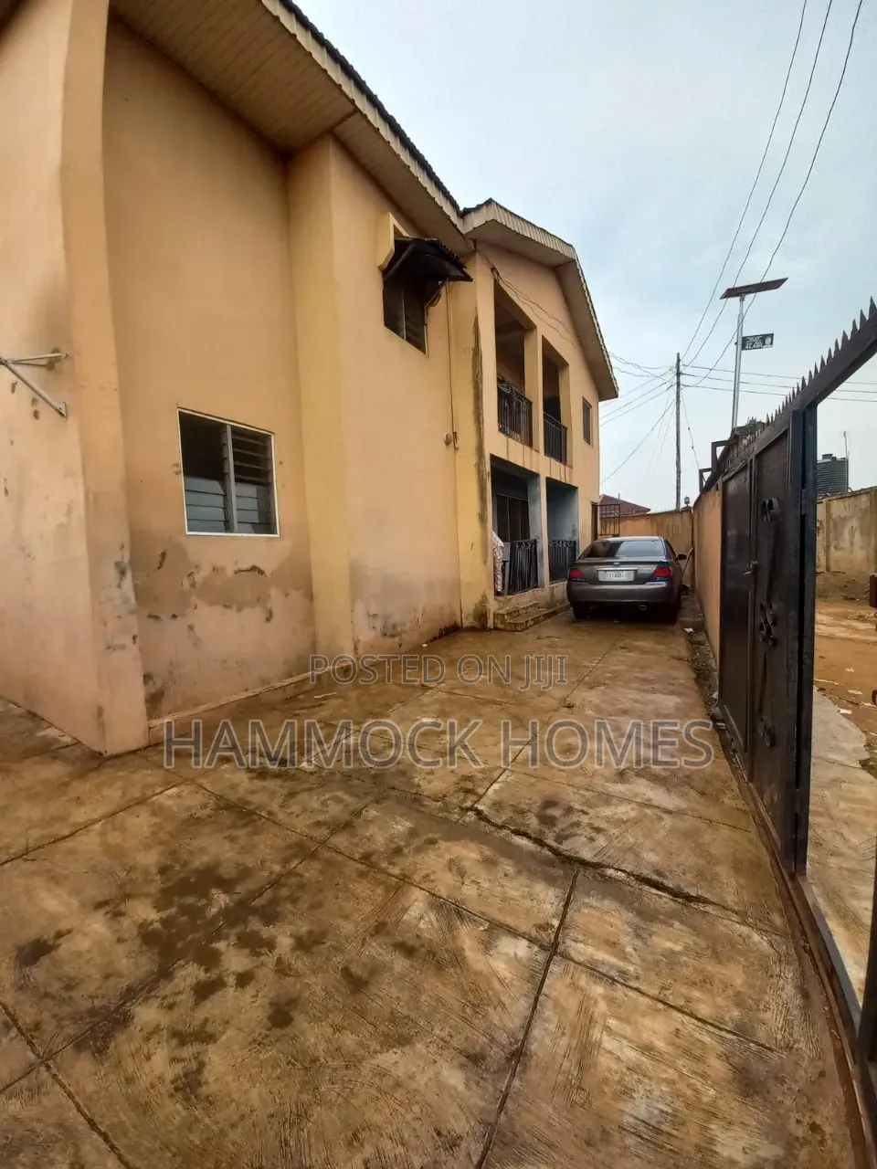 4bdrm Block of Flats in White House Area, Iwo Road for sale
