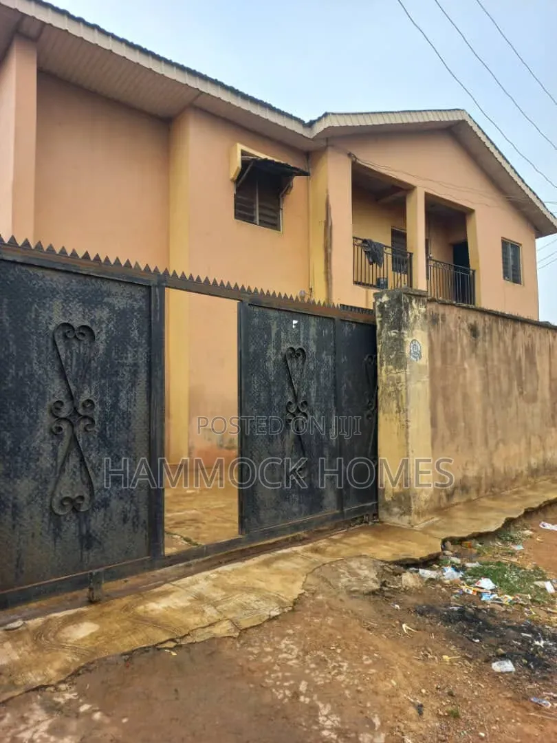 4bdrm Block of Flats in White House Area, Iwo Road for sale