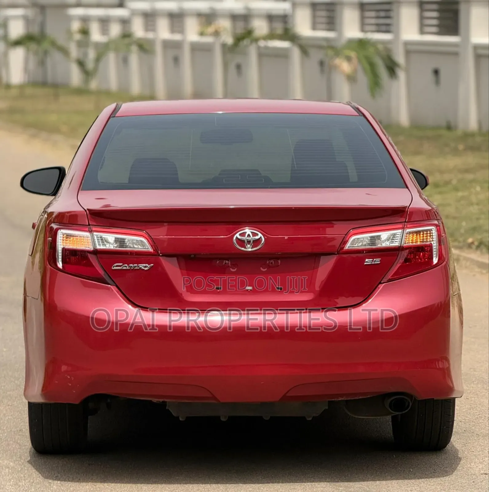 Toyota Camry 2014 Red
